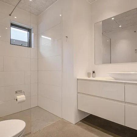 Amazing In With Wifi Holiday home